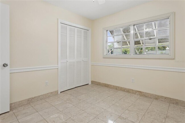 Building Photo - 4701 N Habana Ave