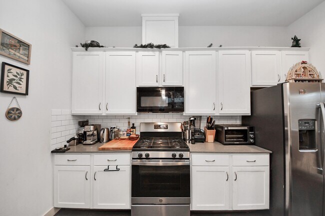 Building Photo - 9448 Kerrwood Ln