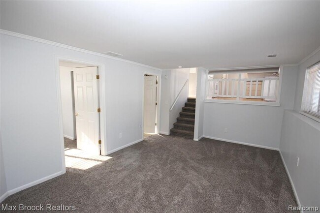 Building Photo - 2120 Daintree Ave