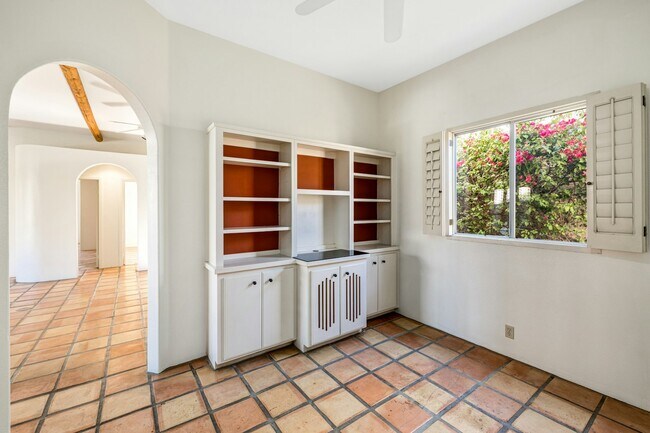 Building Photo - 53180 Avenida Madero