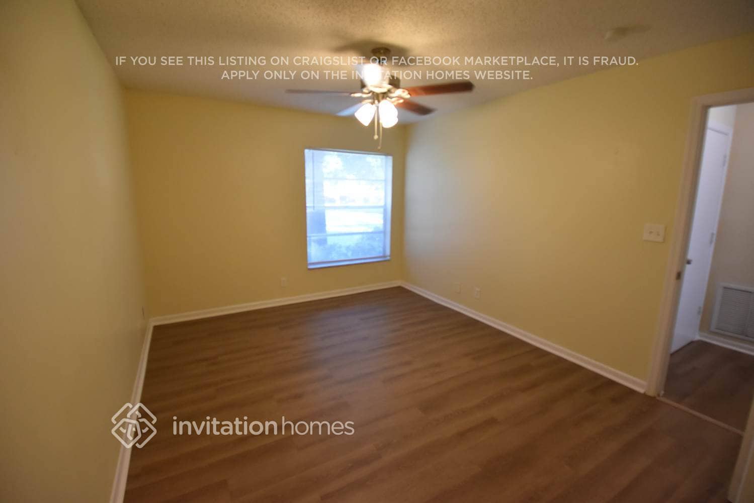 Building Photo - 1185 NW 90th Ln