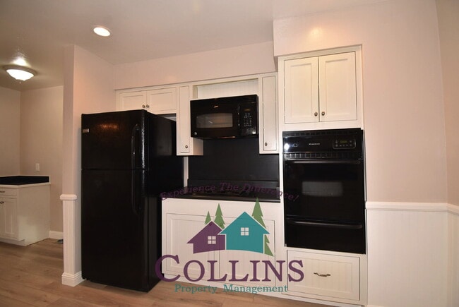 Building Photo - Close to Downtown Grass Valley