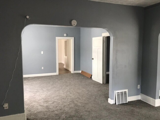 Building Photo - 3853 Garland St