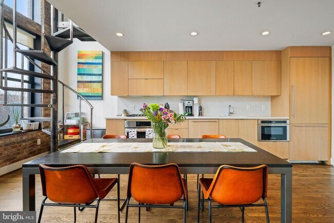 Building Photo - 1111 W St NW