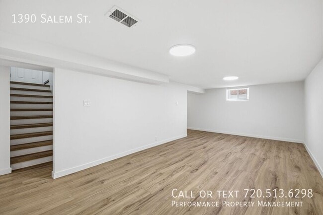 Building Photo - 1390 Salem St