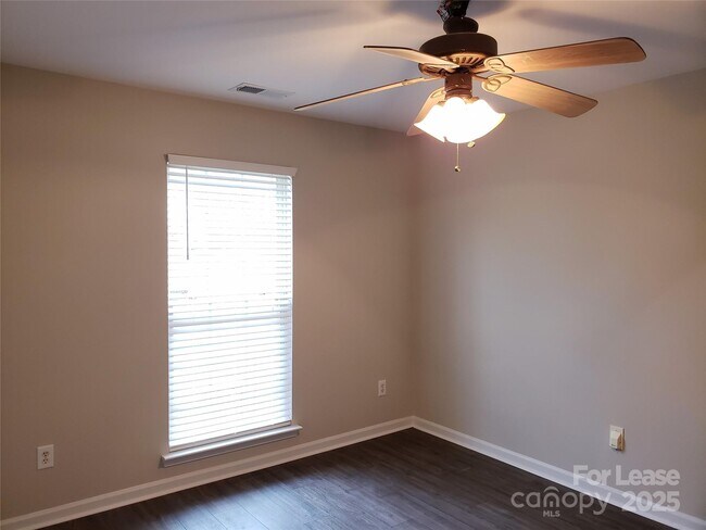 Building Photo - 11810 Winter Pine Ln