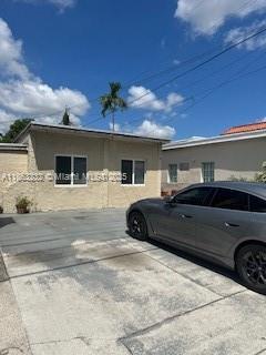 Building Photo - 1122 SW 17th Ave