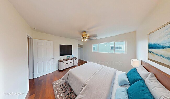 Building Photo - 2-Bed/1.5 Bath Condo with Detached Garage