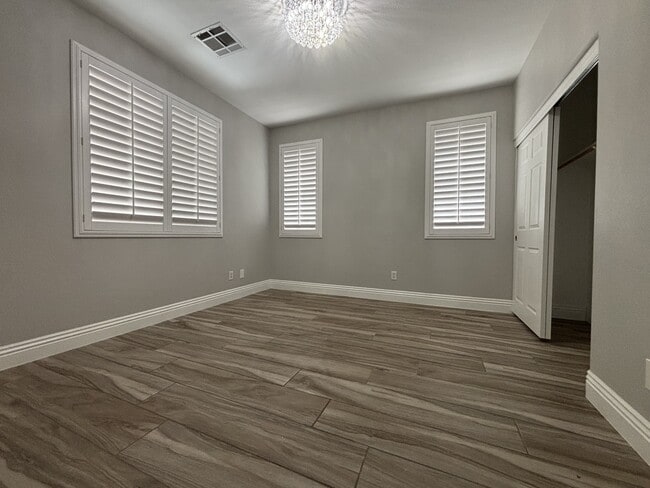 Building Photo - 11548 Valentino Ln