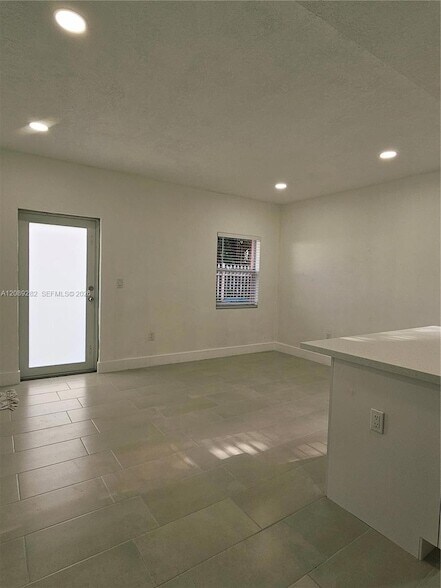 Building Photo - 2756 NW 46th St