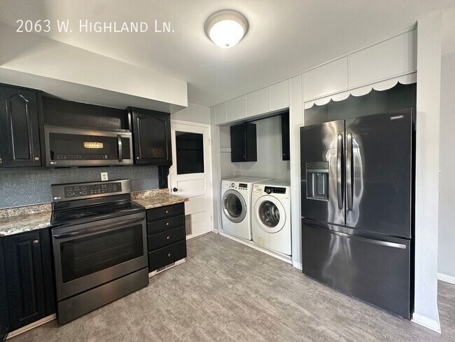 Building Photo - 2063 W Highland Ln