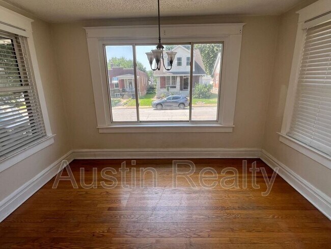 Building Photo - 6565 Arsenal St