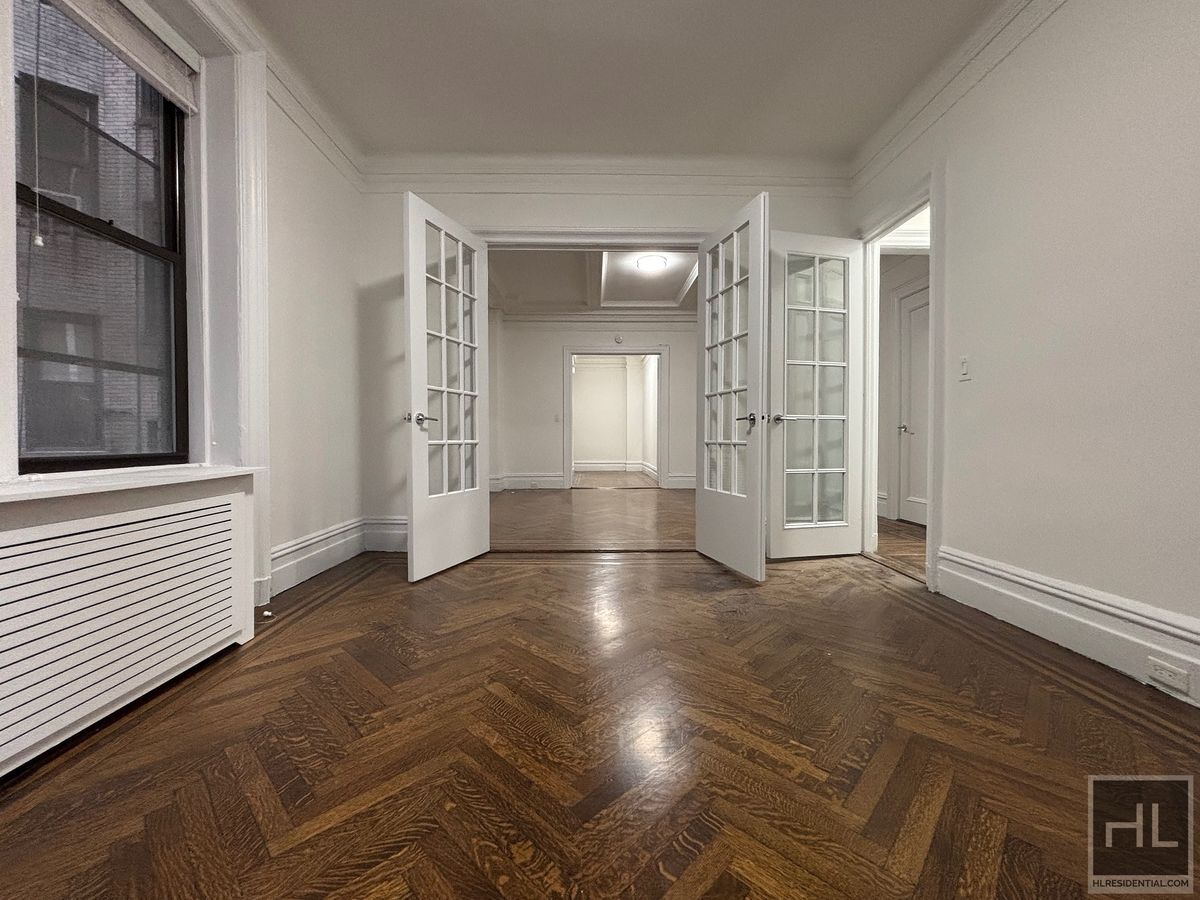 Building Photo - WEST 58 STREET