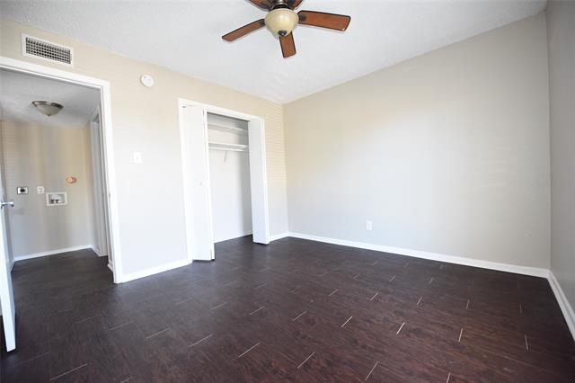 Building Photo - 2833 Kings Rd