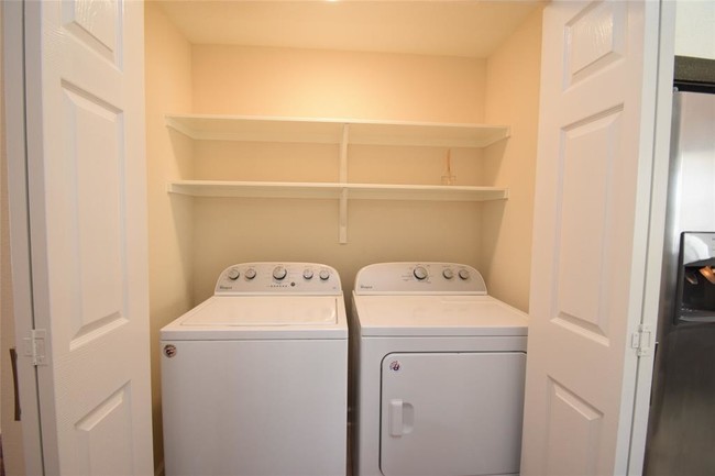 Building Photo - 15107 Kimberley Ct
