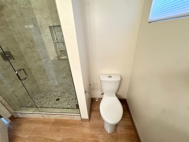 Building Photo - Rare opportunity spacious remodeled Camarillo Home on cul-de-sac with Electricity included!