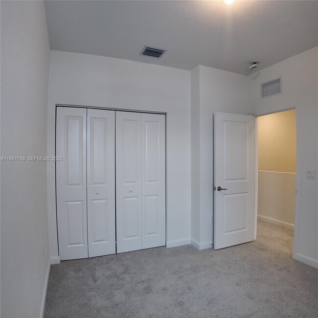 Building Photo - 35761 SW 178th Ct