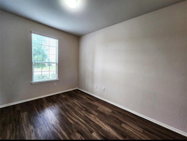 Building Photo - 24106 Silver Sunset Ln