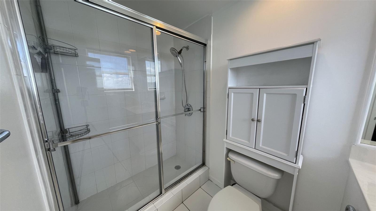 Building Photo - 3001 S Ocean Dr