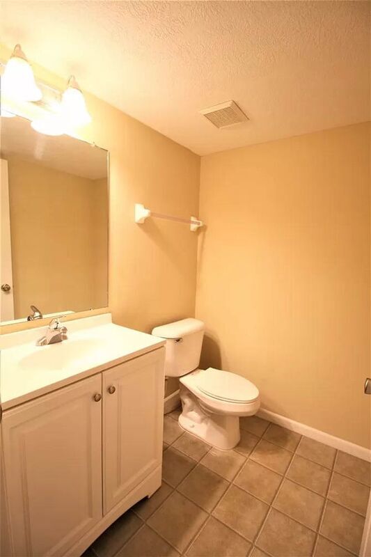 Building Photo - 5549 Bow Falls Blvd