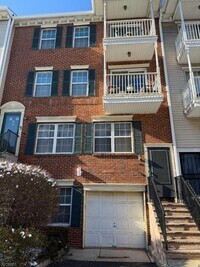 Building Photo - 31 Marrow St