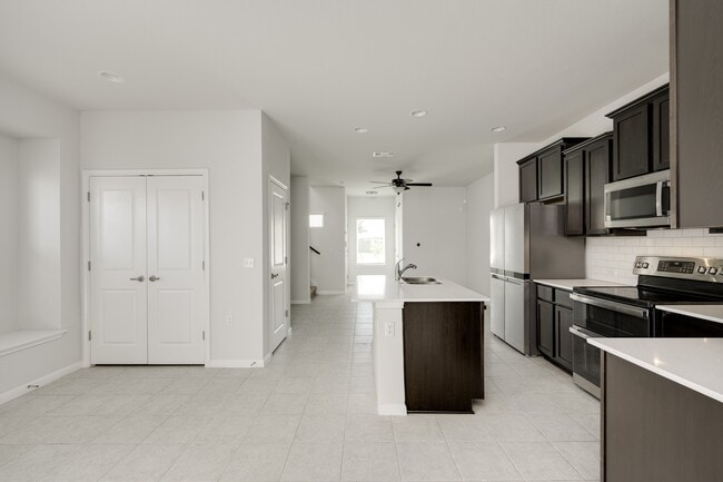 Building Photo - 9706 Whisper Willow Blvd
