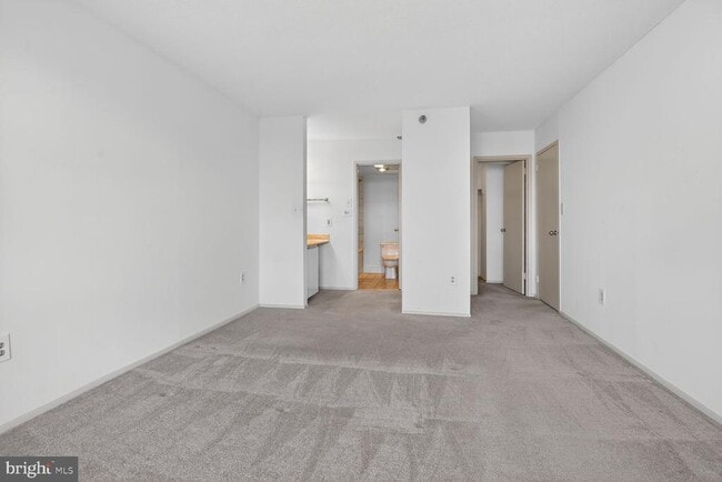 Building Photo - 1808 Old Meadow Rd