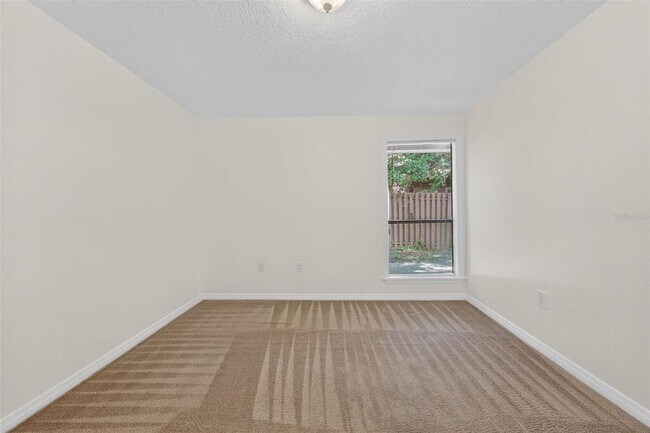 Building Photo - 625 Trinidad Ct