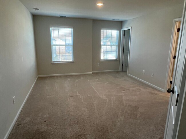 Building Photo - Newly Built 3 Bed + Loft Home in The Palis...