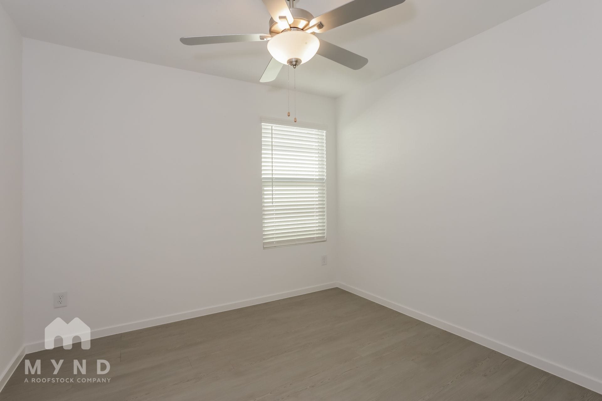 Building Photo - 2761 Mistwood Dr