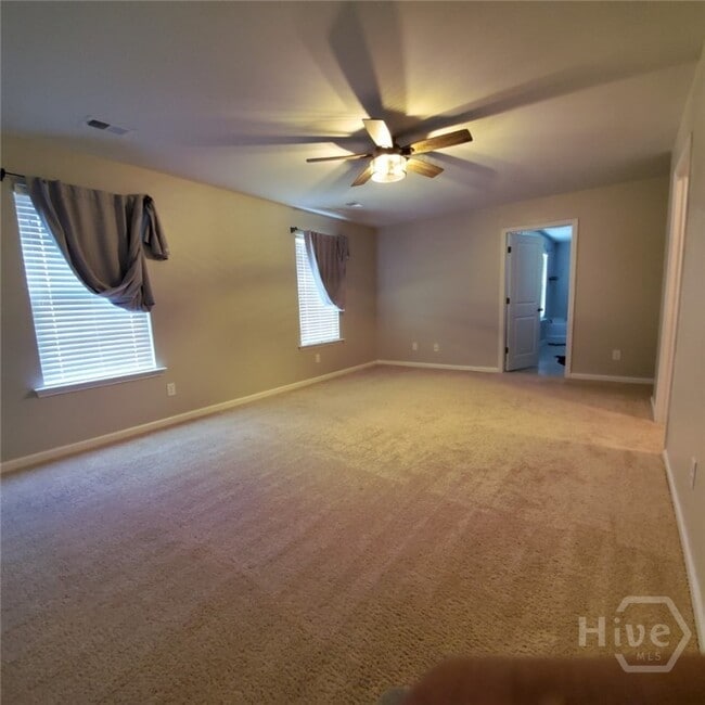 Building Photo - 121 Tupelo Way