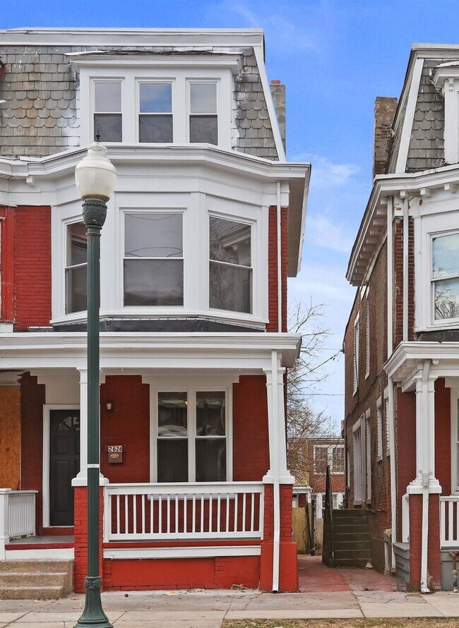 Building Photo - 2626 N 6th St