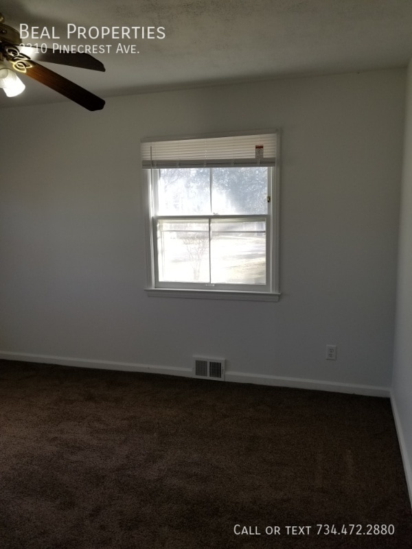 Building Photo - 2310 Pinecrest Ave