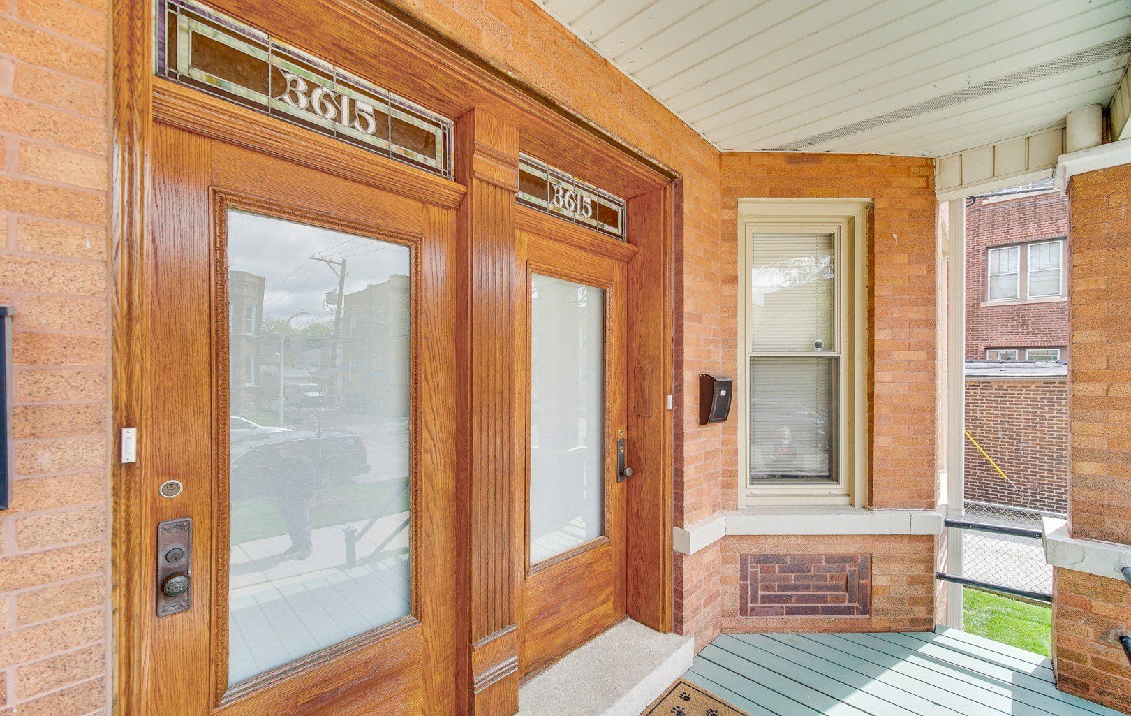 Building Photo - 3615 N Oakley Ave