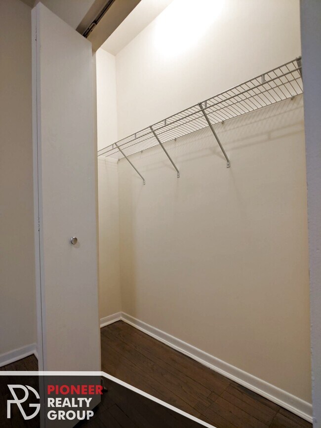 Building Photo - 2323 N Kedzie Blvd