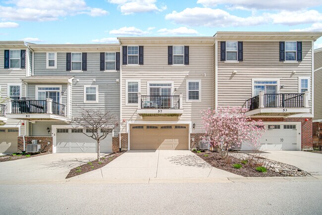 Building Photo - 57 Margaret Dr