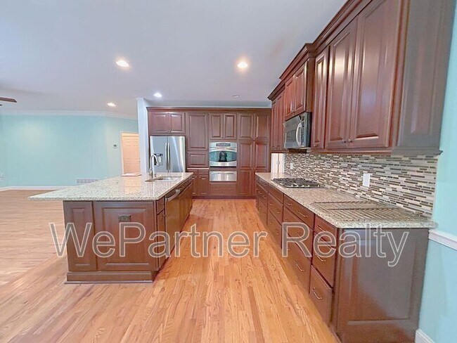 Building Photo - 280 Graystone Way