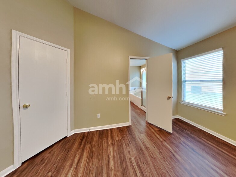 Building Photo - 4922 Kasos Isle Dr