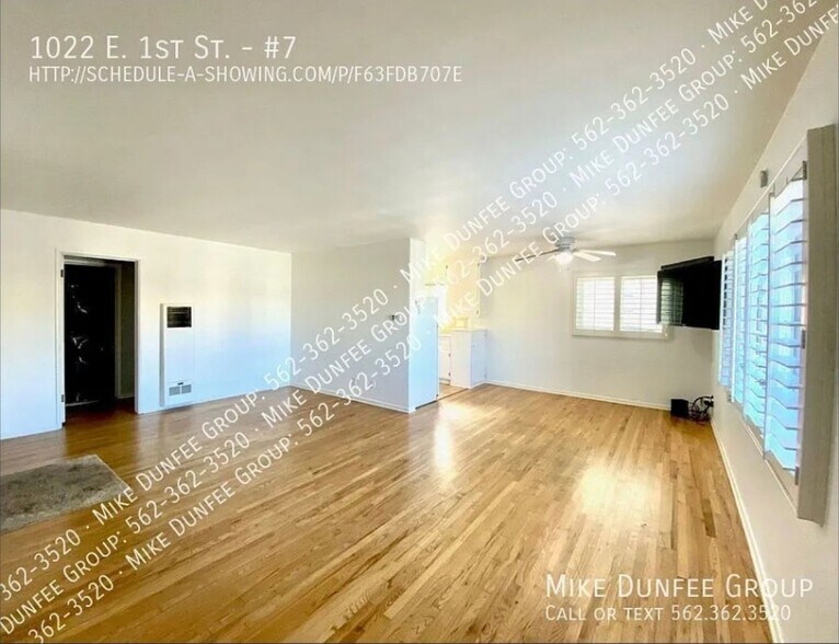 Building Photo - 1022 E 1st St