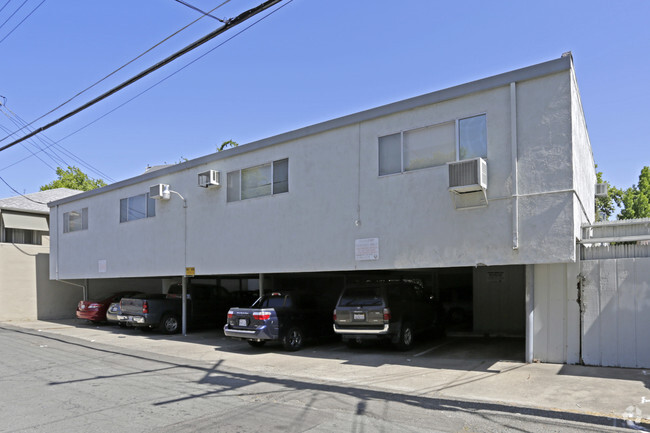 Building Photo - Midtown Garden Apartments