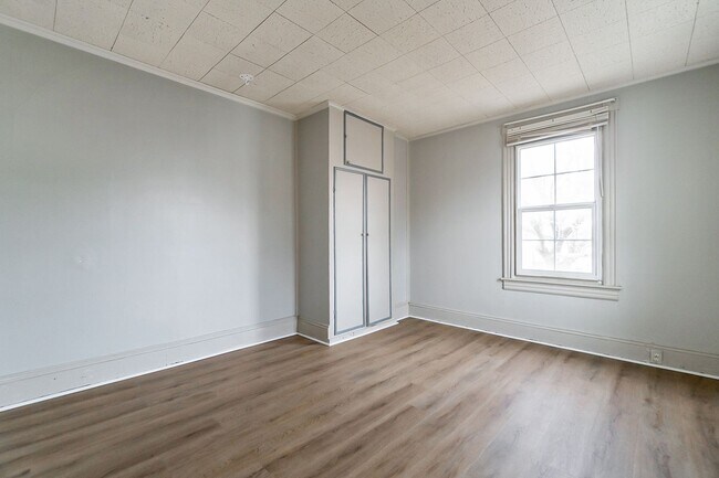 Building Photo - 301 W Wilkes Barre St