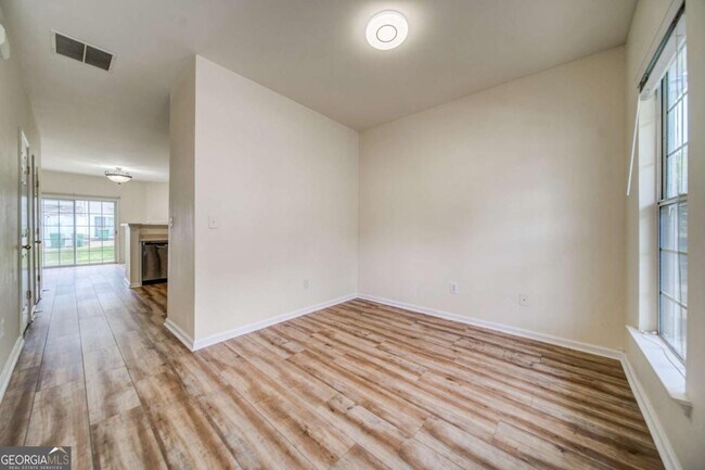 Building Photo - 3285 Hidden Cove Cir NW