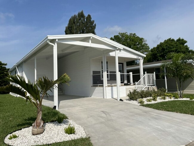 Building Photo - 5558 Whistling Tree Ln