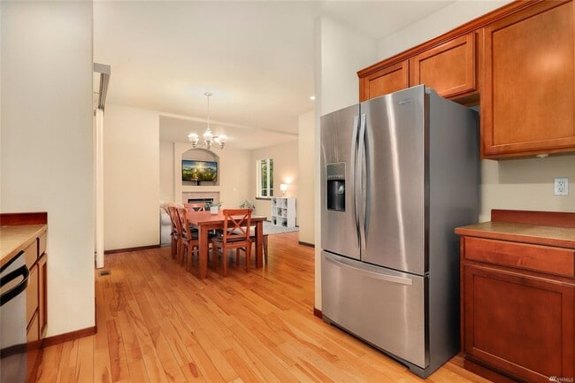 Building Photo - House for RENT:  Lynnwood/Brier 3 br - 2.5 bath  Dogs OK