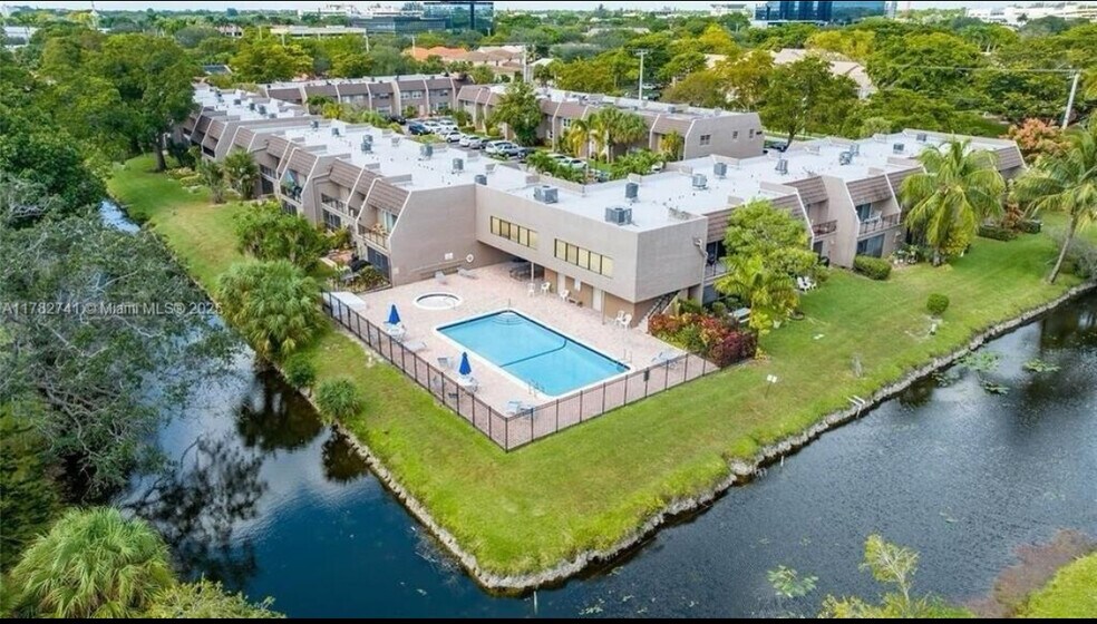 Building Photo - 9050 NW 28th St