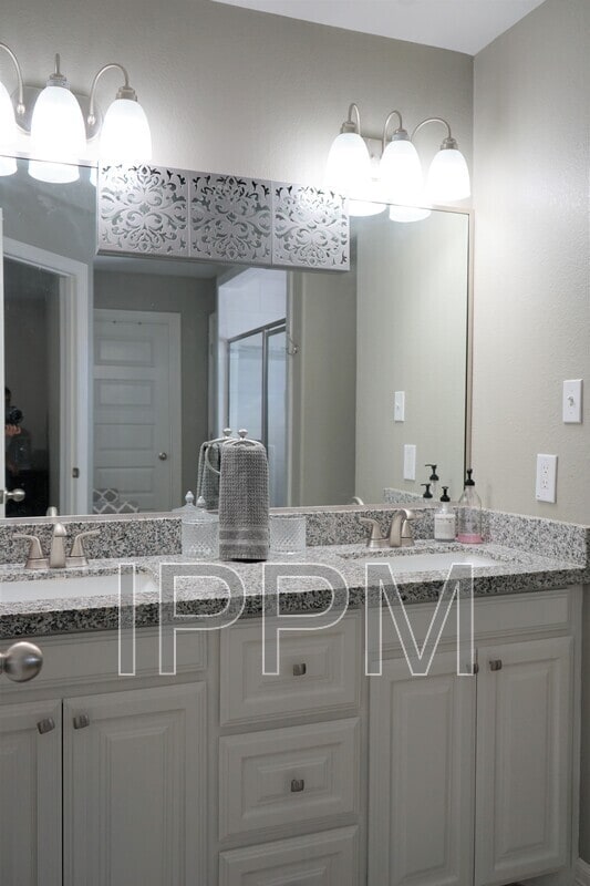Building Photo - 2234 S Christian Cir