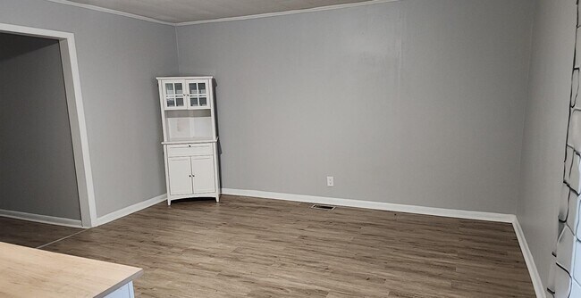 Building Photo - 939 Clay St