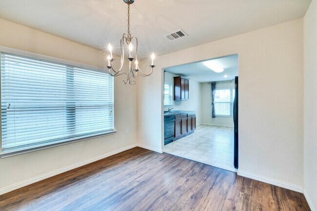 Building Photo - 4220 Creede Dr