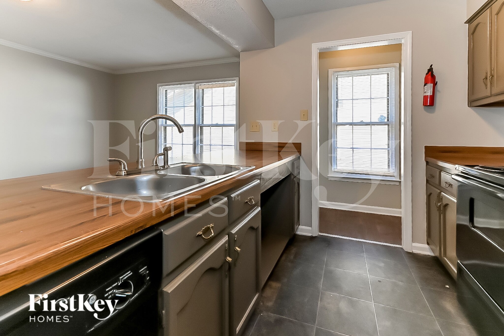 Building Photo - 6512 Lancer Dr