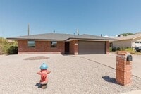Building Photo - Cute, Clean Brick Home